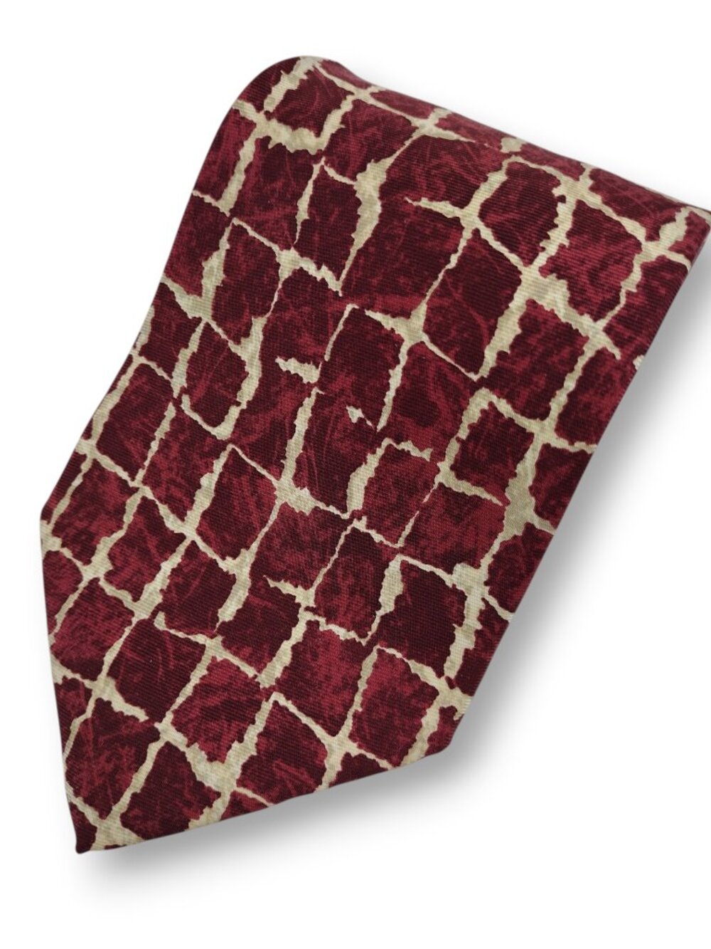 Hugo Boss Italian Silk Distressed Square Print Necktie 4 x 56.5